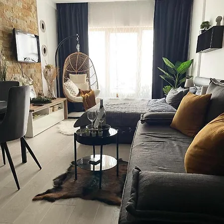 Madera Apartment
